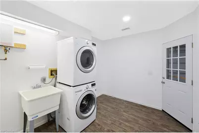 825 93rd Ave N, Naples, FL 34108 - Photo 38