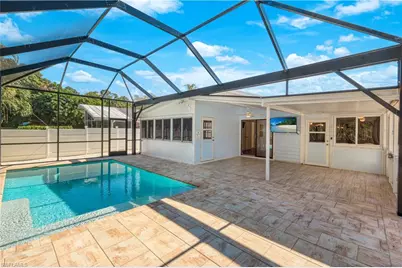 825 93rd Ave N, Naples, FL 34108 - Photo 4