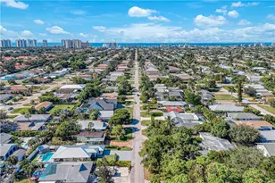 825 93rd Ave N, Naples, FL 34108 - Photo 36