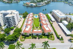 3070 Gulf Shore Blvd N, Naples, FL 34103 - Photo 36