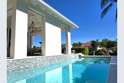 1935 7th St S, Naples, FL 34102 - Photo 24