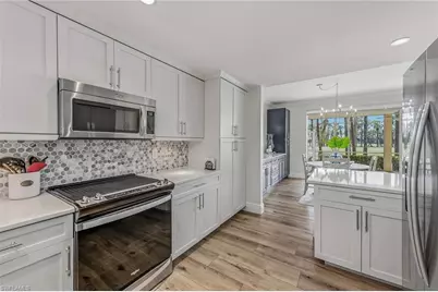 782 Eagle Creek Dr #102, Naples, FL 34113 - Photo 6