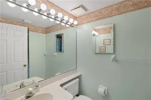 1044 Woodshire Ln, Naples, FL 34105 - Photo 16