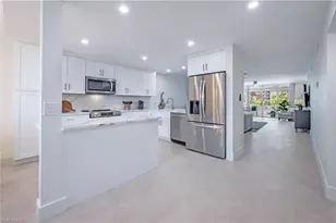 11118 Gulfshore, Naples, FL 34108 - Photo 8