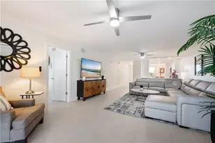 11118 Gulfshore, Naples, FL 34108 - Photo 4