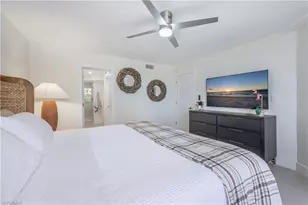 11118 Gulfshore, Naples, FL 34108 - Photo 22