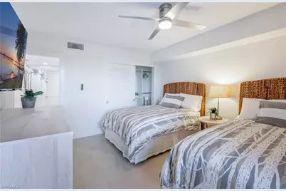 11118 Gulfshore #203, Naples, FL 34108 - Photo 26