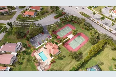 335 Pindo Palm Dr, Naples, FL 34104 - Photo 32