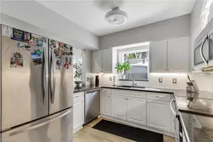 4536 Court Way, Naples, FL 34109 - Photo 8