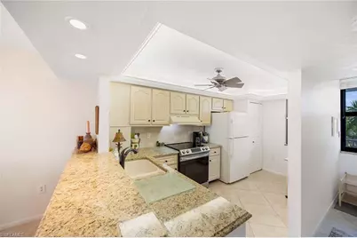 260 Seaview Ct #604, Marco Island, FL 34145 - Photo 8