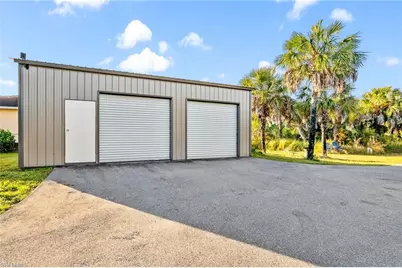 2757 36th Ave SE, Naples, FL 34117 - Photo 4