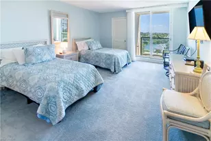 4901 Gulf Shore Blvd N, Naples, FL 34103 - Photo 14