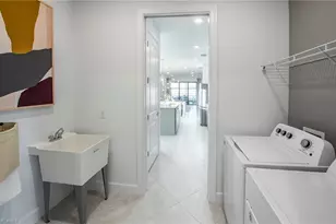 1899 Sierra Ct, Naples, FL 34120 - Photo 14