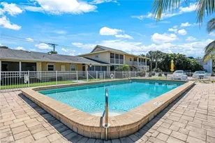 2000 Alamanda Dr, Naples, FL 34102 - Photo 24