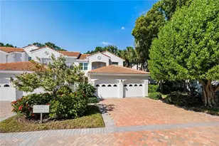 8410 Excalibur Circle, Naples, FL 34108 - Photo 2