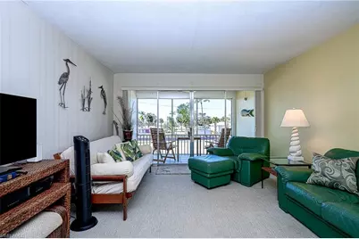 1550 Gulf Shore Blvd N #W4, Naples, FL 34102 - Photo 6