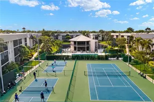 788 Park Shore Dr, Naples, FL 34103 - Photo 22