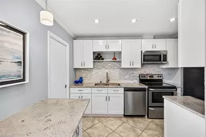 788 Park Shore Dr #H31, Naples, FL 34103 - Photo 12