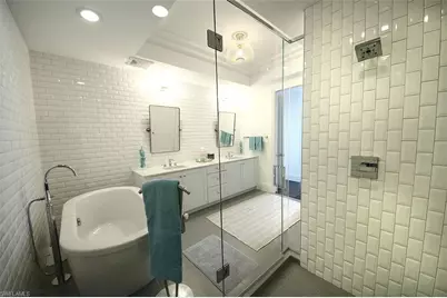 1035 3rd Ave S #411, Naples, FL 34102 - Photo 14