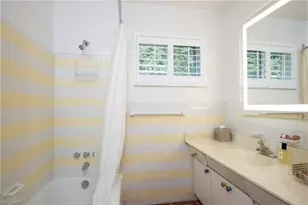 359 2nd Ave N, Naples, FL 34102 - Photo 22