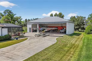 18741 Crosswind Ave, North Fort Myers, FL 33917 - Photo 14