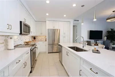 1030 3rd Ave S #318, Naples, FL 34102 - Photo 6