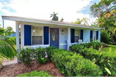 714 11th St N, Naples, FL 34102 - Photo 8