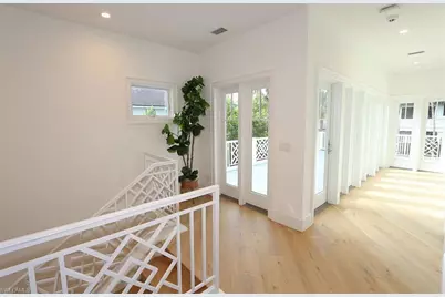 300 2nd Ave N, Naples, FL 34102 - Photo 30