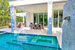 300 2nd Ave N, Naples, FL 34102 - Photo 40