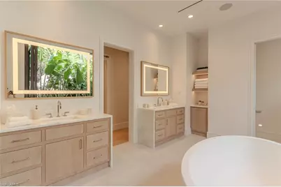 777 Broad Ct S, Naples, FL 34102 - Photo 14