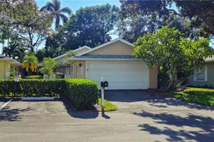 14805 Crooked Pond Ct, Fort Myers, FL 33908 - Photo 6