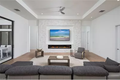 6590 Trail Blvd, Naples, FL 34108 - Photo 4