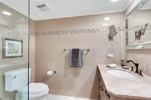 5250 Fox Hollow Dr, Naples, FL 34104 - Photo 20