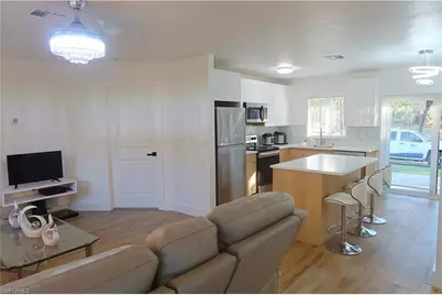 1740 20th Ave NE, Naples, FL 34120 - Photo 6