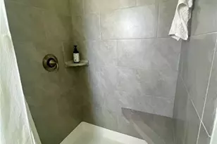 1115 Jade Lake Point, Naples, FL 34114 - Photo 24