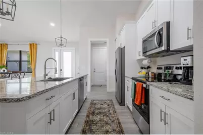 4665 Keylargo Ln, Bonita Springs, FL 34134 - Photo 10