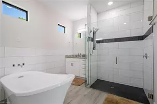 4665 Key Largo Ln, Bonita Springs, FL 34134 - Photo 14