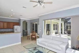 6044 Dogleg Dr, Naples, FL 34113 - Photo 10