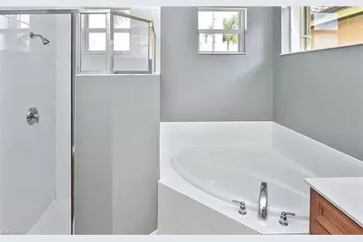 6044 Dogleg Dr, Naples, FL 34113 - Photo 18