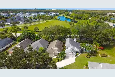 13609 Admiral Ct, Fort Myers, FL 33912 - Photo 4