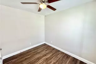 5453 16th Pl SW, Naples, FL 34116 - Photo 6