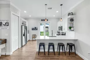 1960 Moulder Dr, Naples, FL 34120 - Photo 4