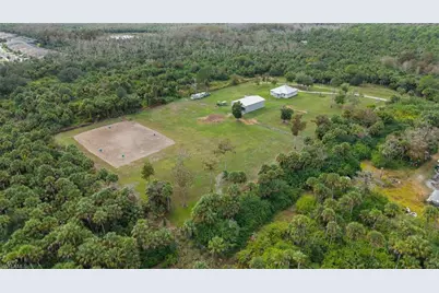 1960 Moulder Dr, Naples, FL 34120 - Photo 32