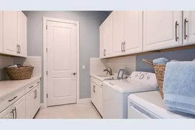 12701 Bellissimo Ct, Fort Myers, FL 33913 - Photo 16