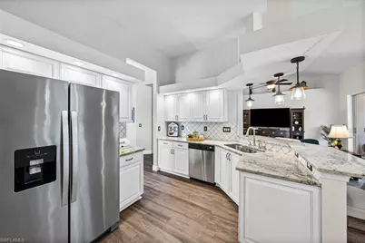 6647 Craven Hill Way, Naples, FL 34104 - Photo 14