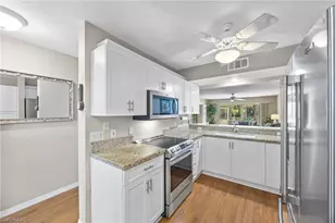 257 Robin Hood Cir, Naples, FL 34104 - Photo 6