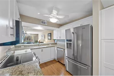 257 Robin Hood Cir #101, Naples, FL 34104 - Photo 2