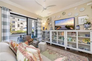 1030 3rd Ave S, Naples, FL 34102 - Photo 4