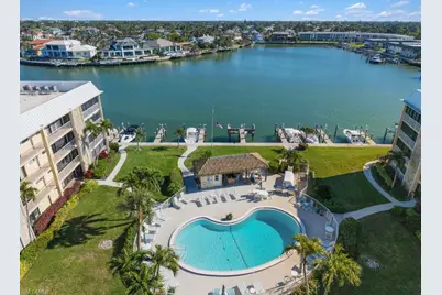 3000 Gulf Shore Blvd N #202, Naples, FL 34103 - Photo 6