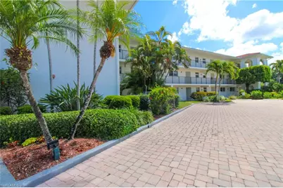 41 High Point Cir S #303, Naples, FL 34103 - Photo 34